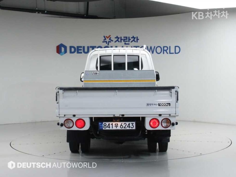 2023 - kia bongo iii