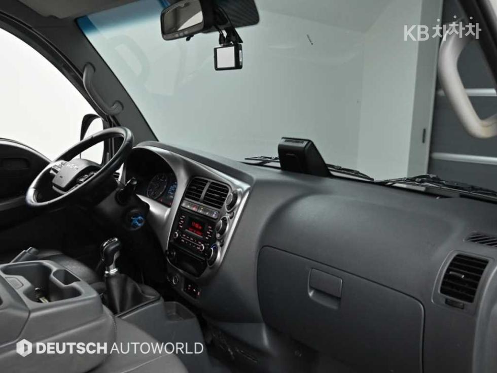 2023 - kia bongo iii