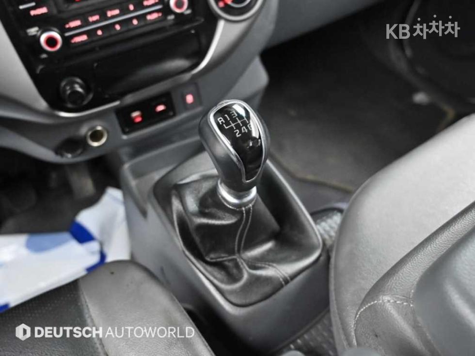 2023 - kia bongo iii