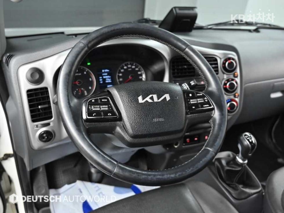 2023 - kia bongo iii