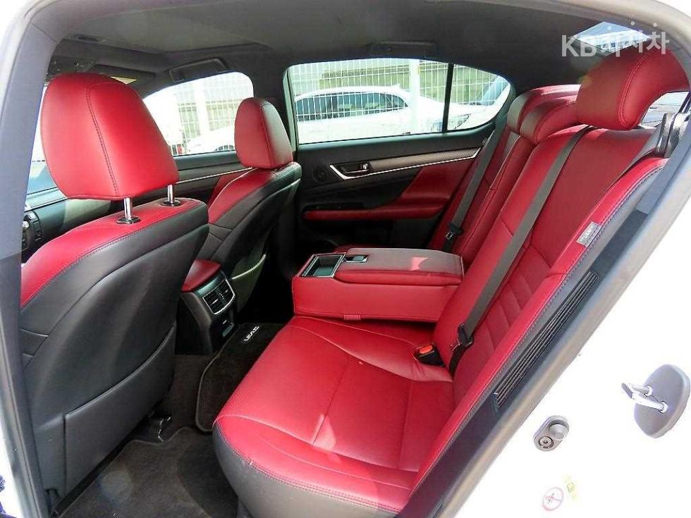 2017 - lexus gs