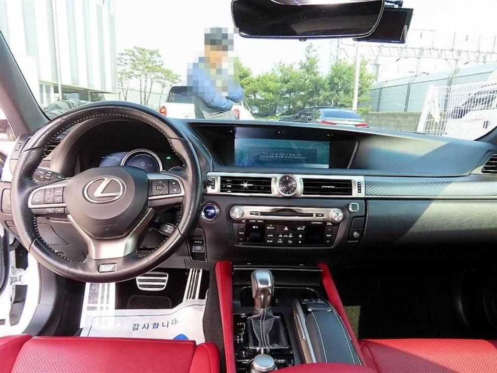 2017 - lexus gs