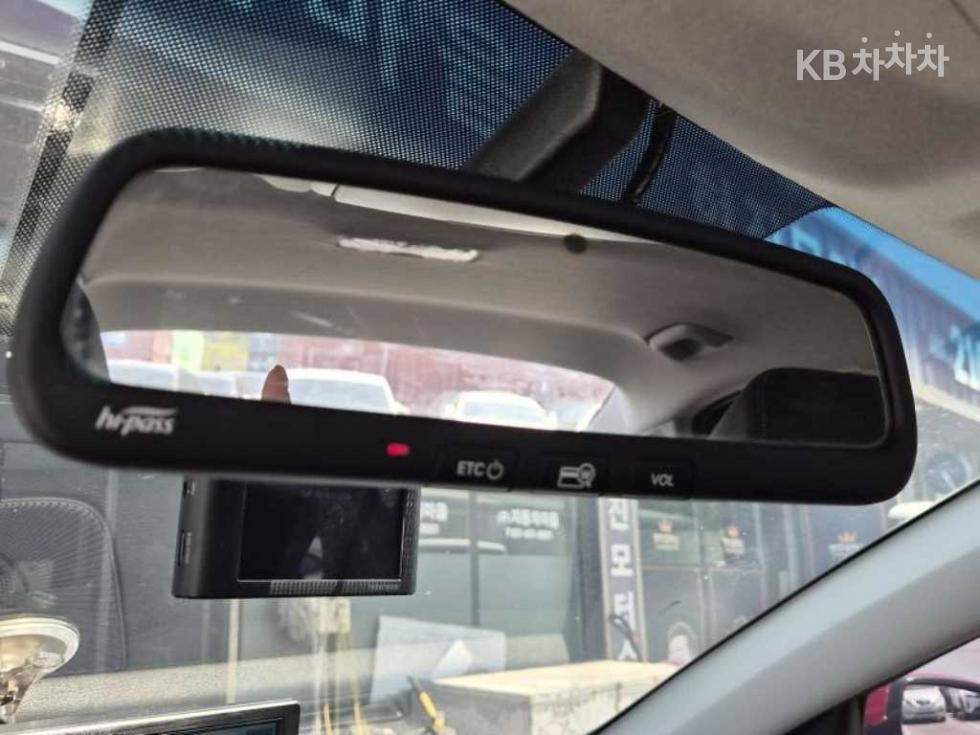 2019 - kia k3