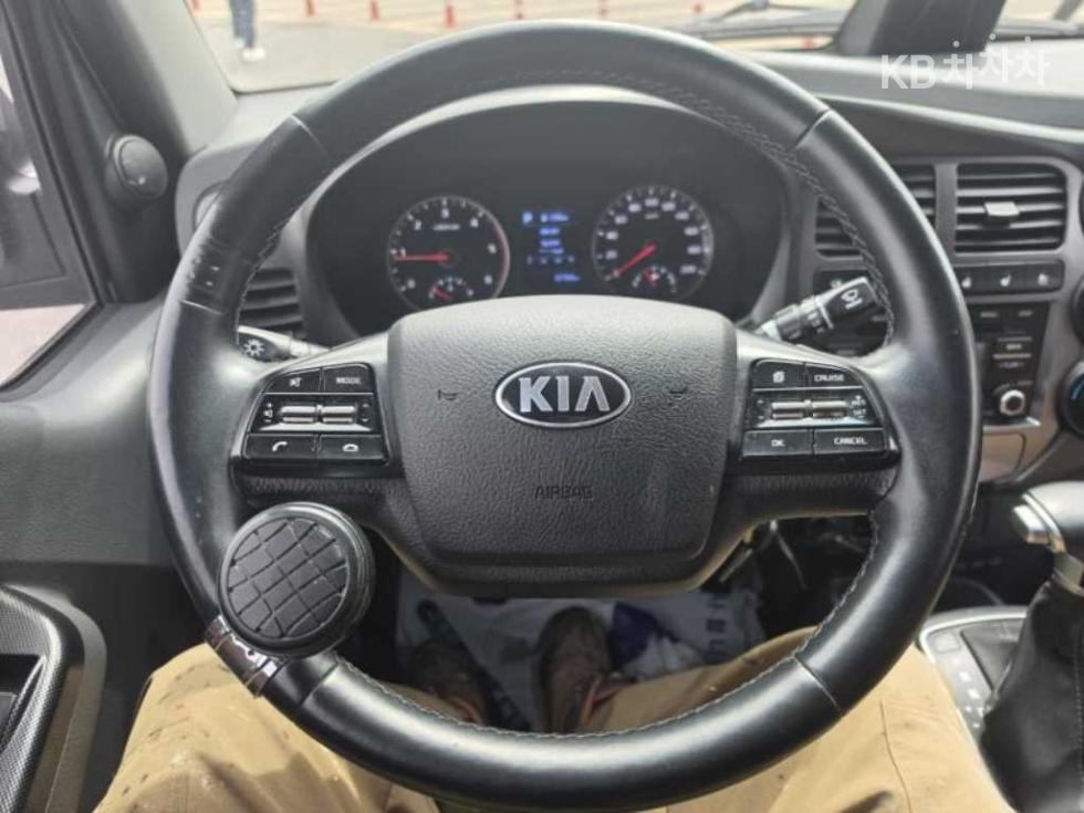 2021 - kia bongo iii