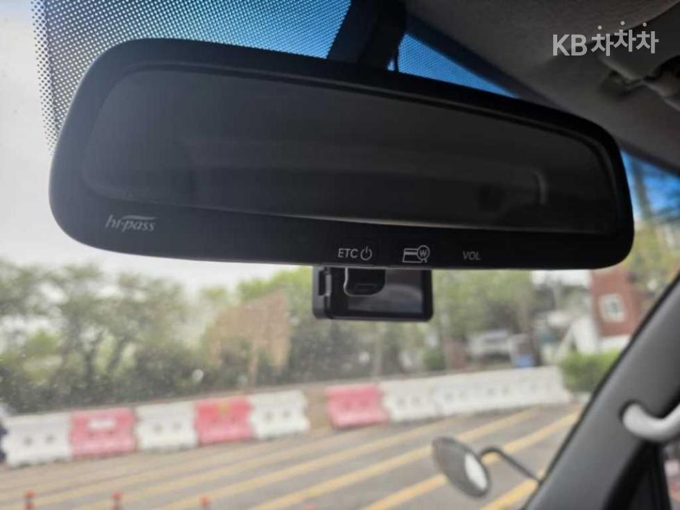 2021 - kia bongo iii