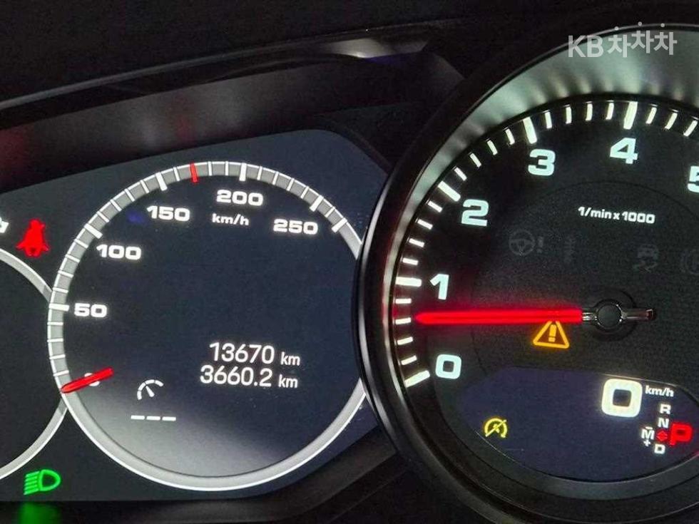 Porsche Cayenne — miniaturë 13