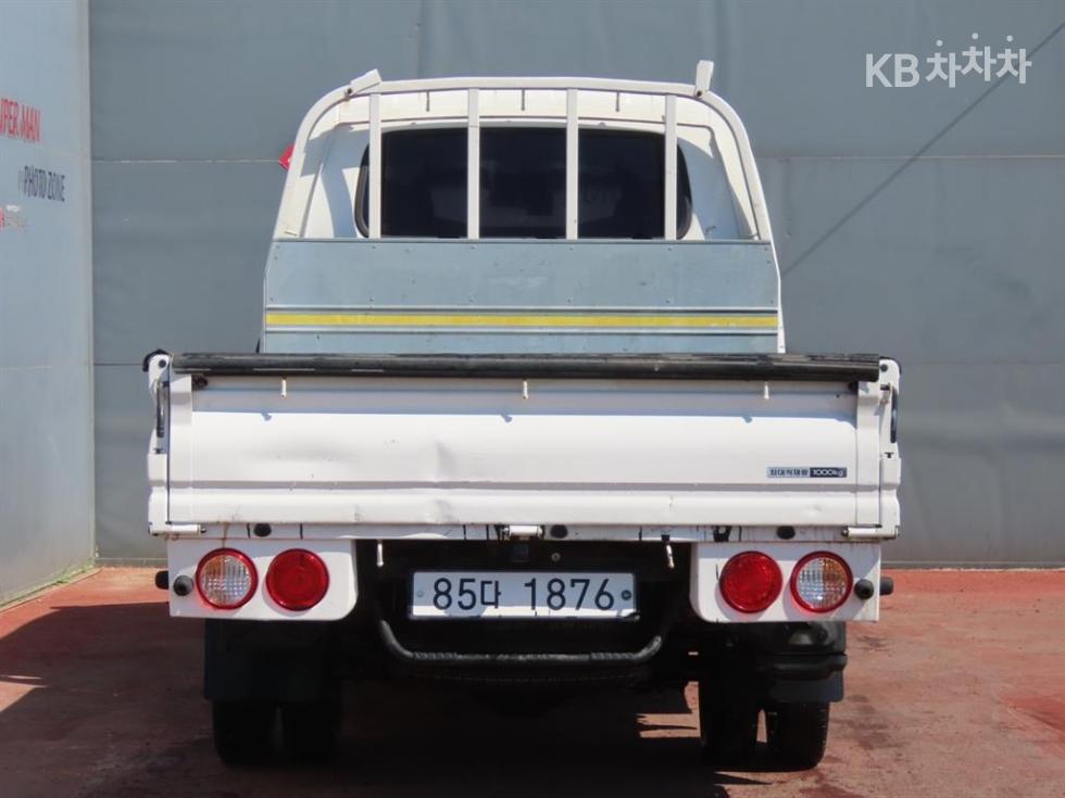 2022 - kia bongo iii