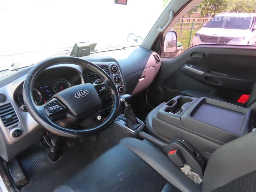 2022 - kia bongo iii