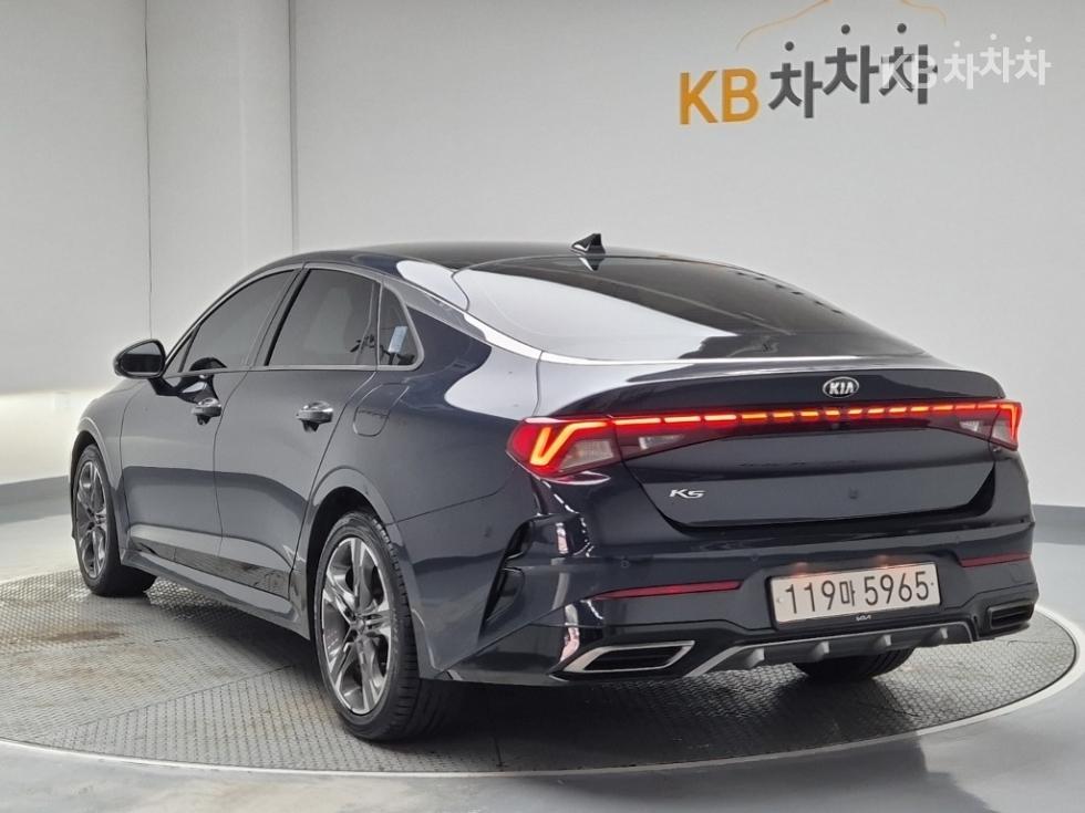 2021 - kia k5