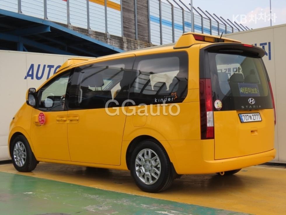Hyundai Staria — miniaturë 3
