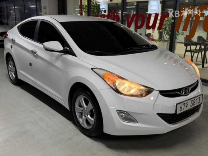 Hyundai Avante — miniaturë 2