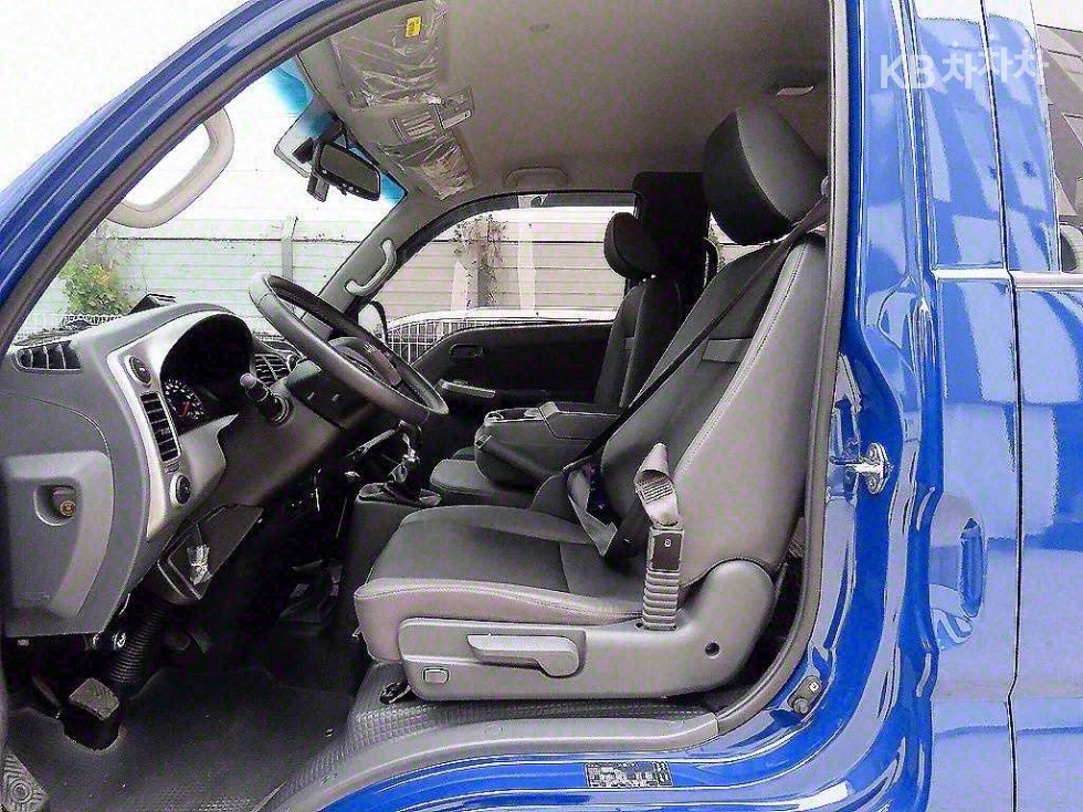 2024 - kia bongo iii