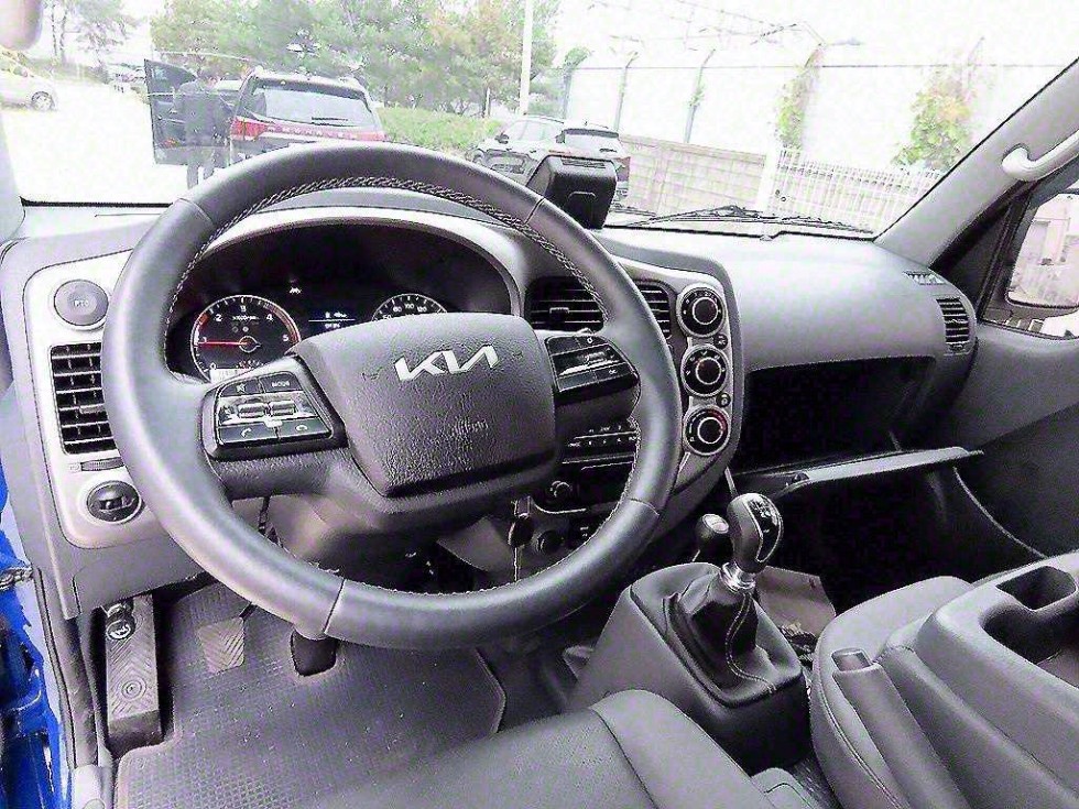 2024 - kia bongo iii