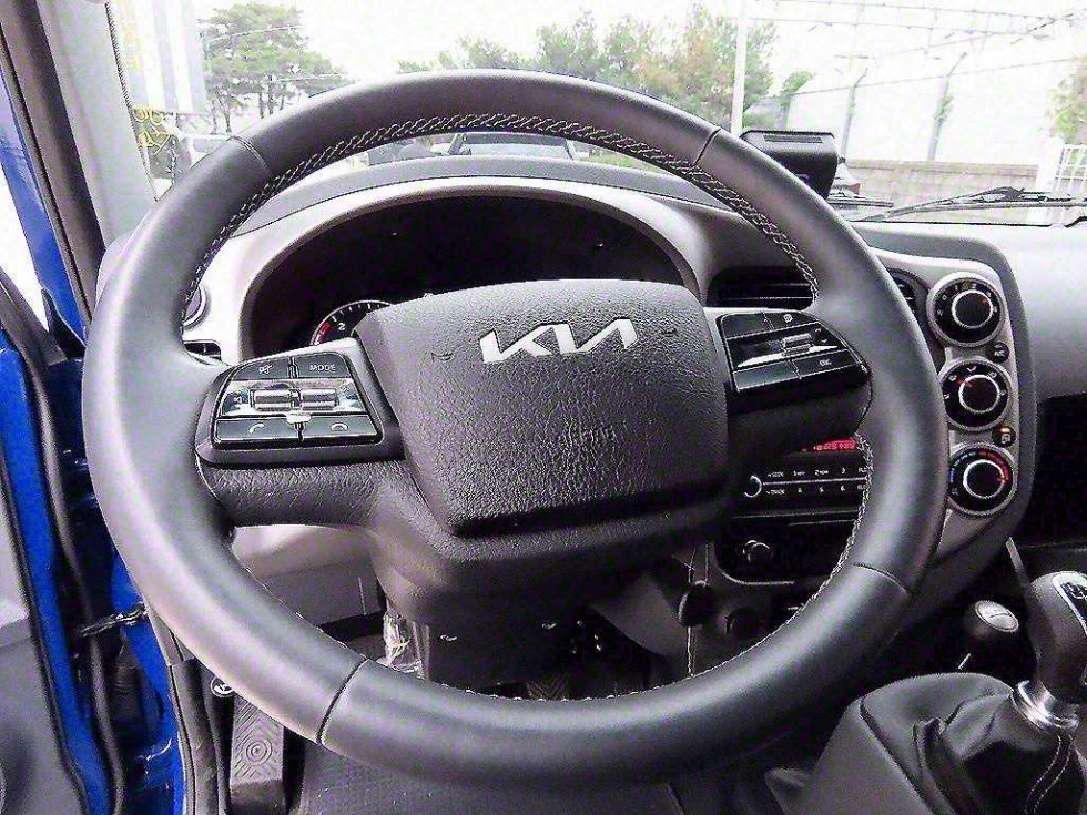 2024 - kia bongo iii