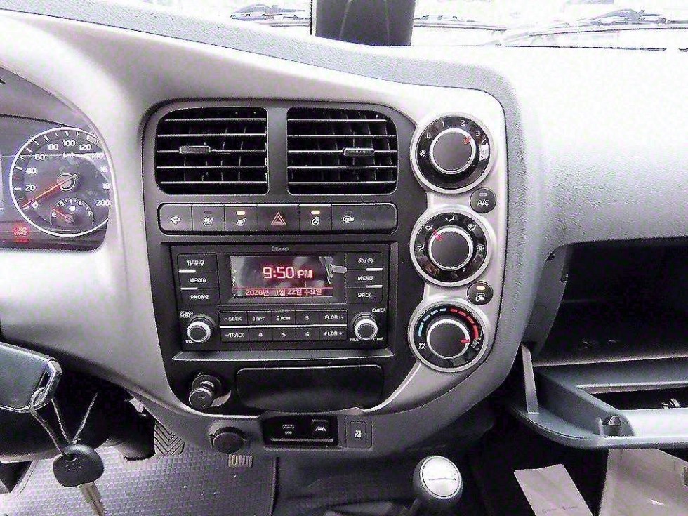 2024 - kia bongo iii