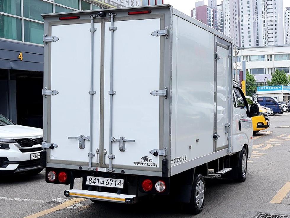 2024 - kia bongo iii