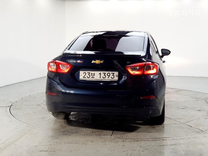 Chevrolet Cruze 1.4 Turbo LT Deluxe 4