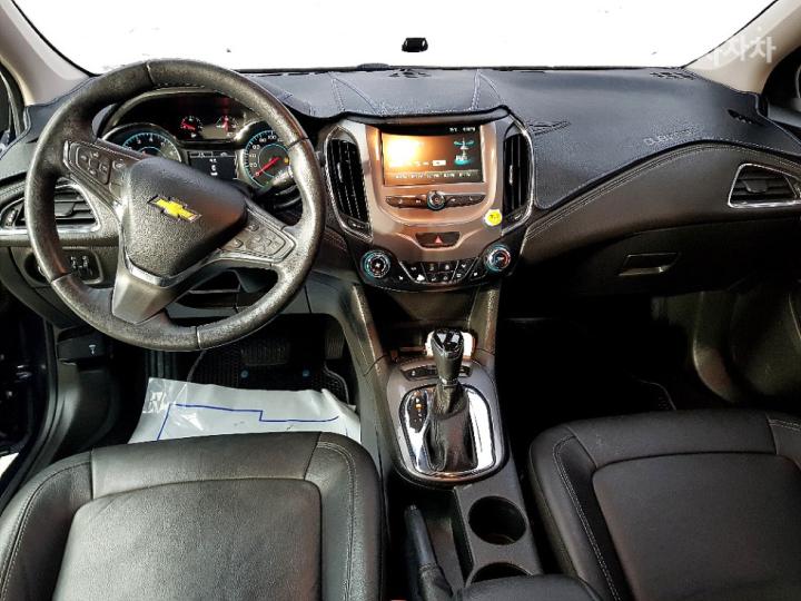 Chevrolet Cruze 1.4 Turbo LT Deluxe 6