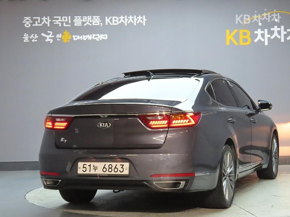 2016 - kia k7