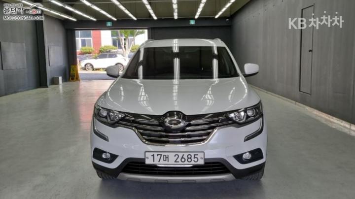 Renault QM6 Gasoline 2.0 2WD RE Base Type 4