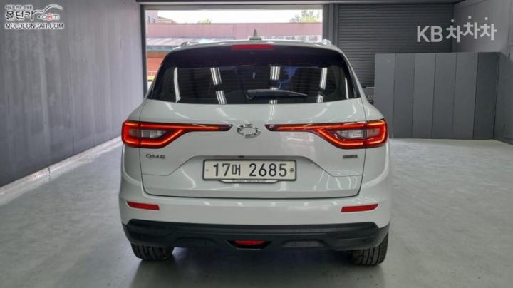 Renault QM6 Gasoline 2.0 2WD RE Base Type 5