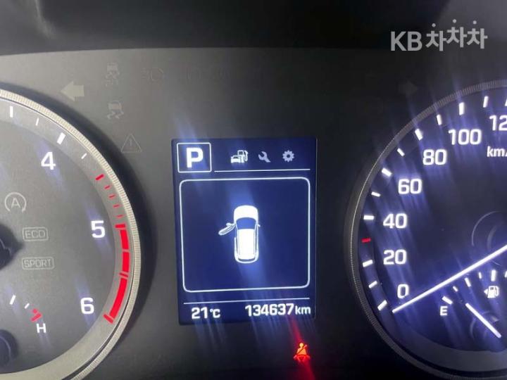 Hyundai Tucson Diesel e-VGT R 2.0 2WD Modern 6