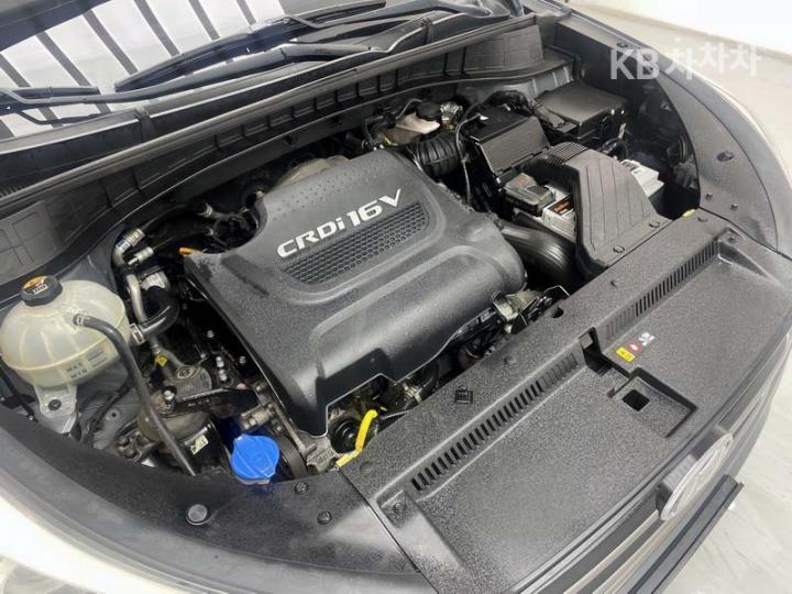 Hyundai Tucson Diesel e-VGT R 2.0 2WD Modern 7