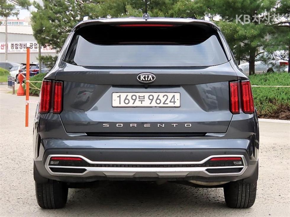 2021 - kia sorento