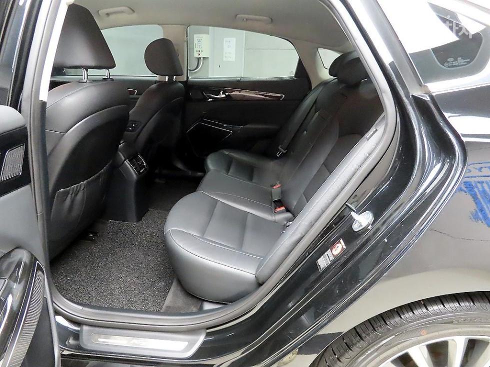 2016 - kia k7