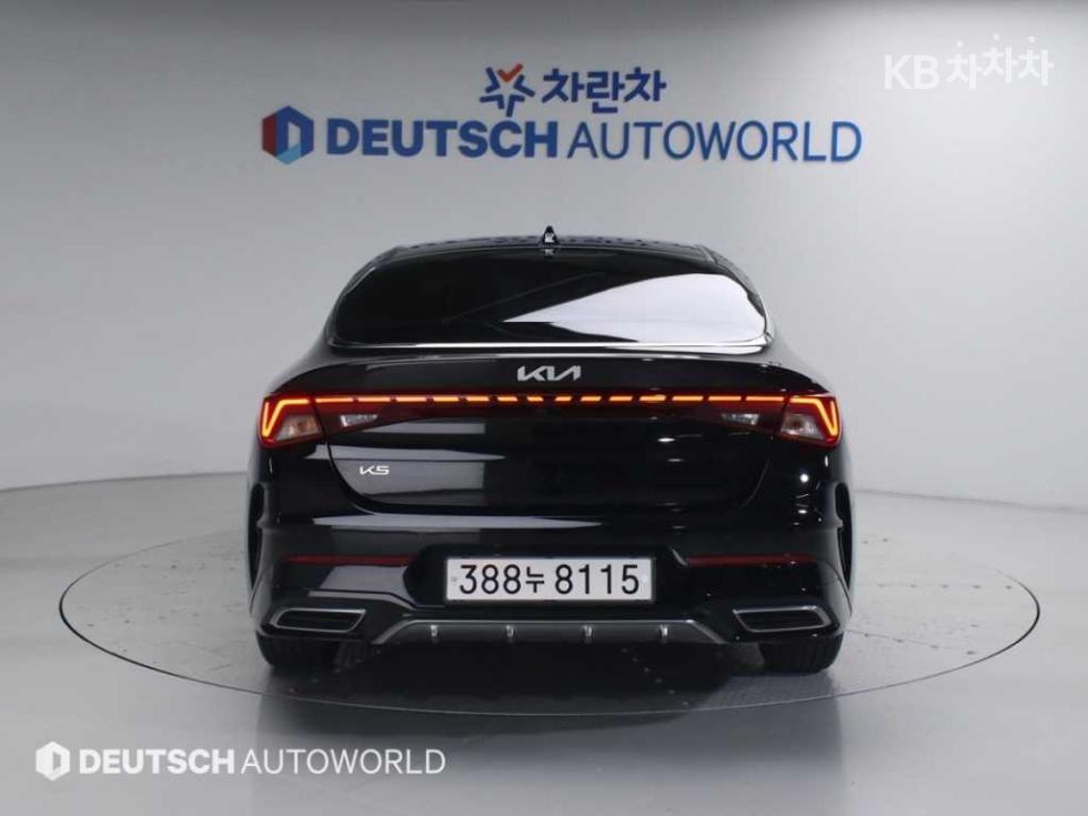 2023 - kia k5