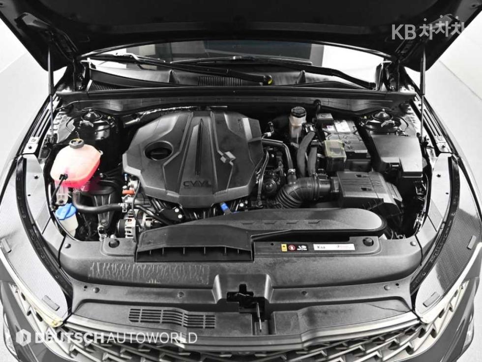 2023 - kia k5