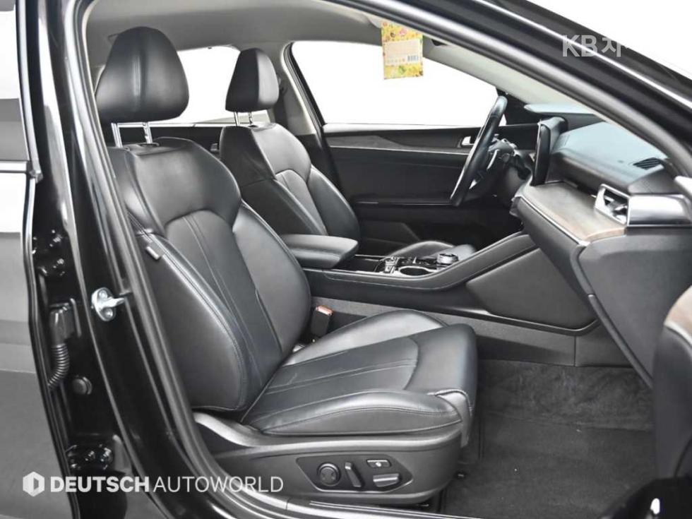2023 - kia k5