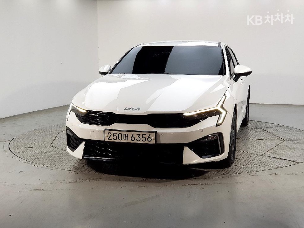 2024 - kia k5