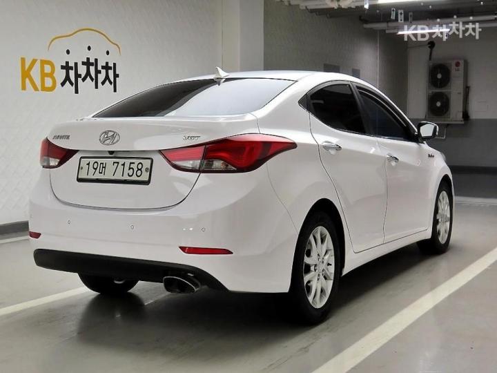 Hyundai Avante 1.6 VGT Modern Base Type 5