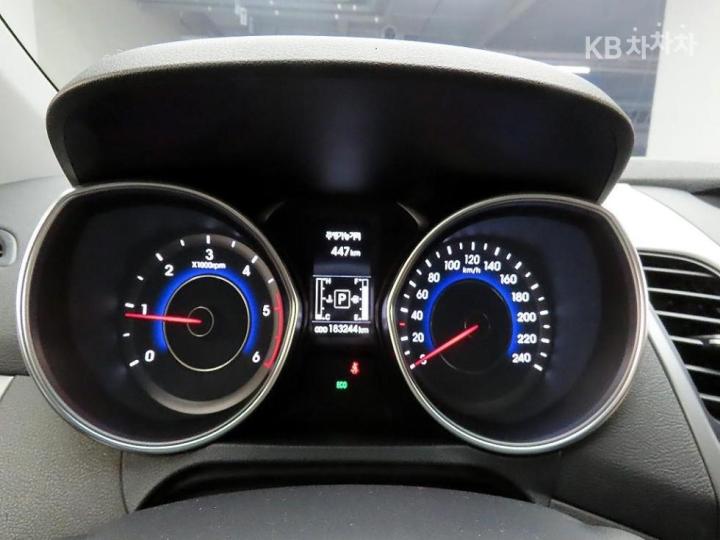 Hyundai Avante 1.6 VGT Modern Base Type 7