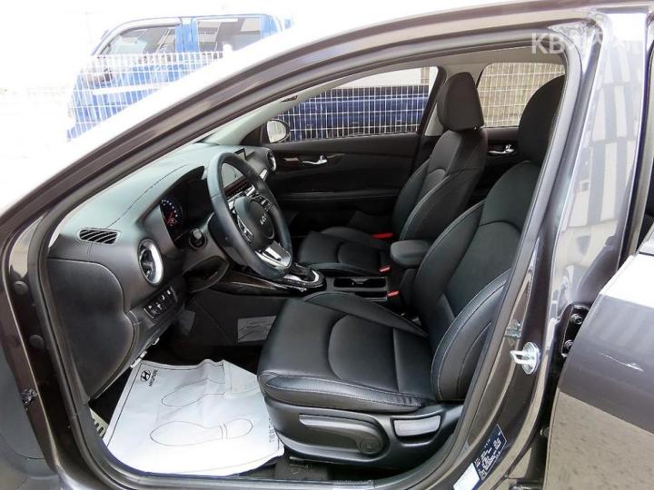 Kia K3 BD 1.6 Gasoline Prestige 6