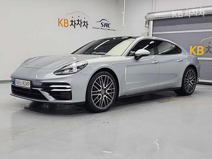Porsche Panamera — miniaturë 2