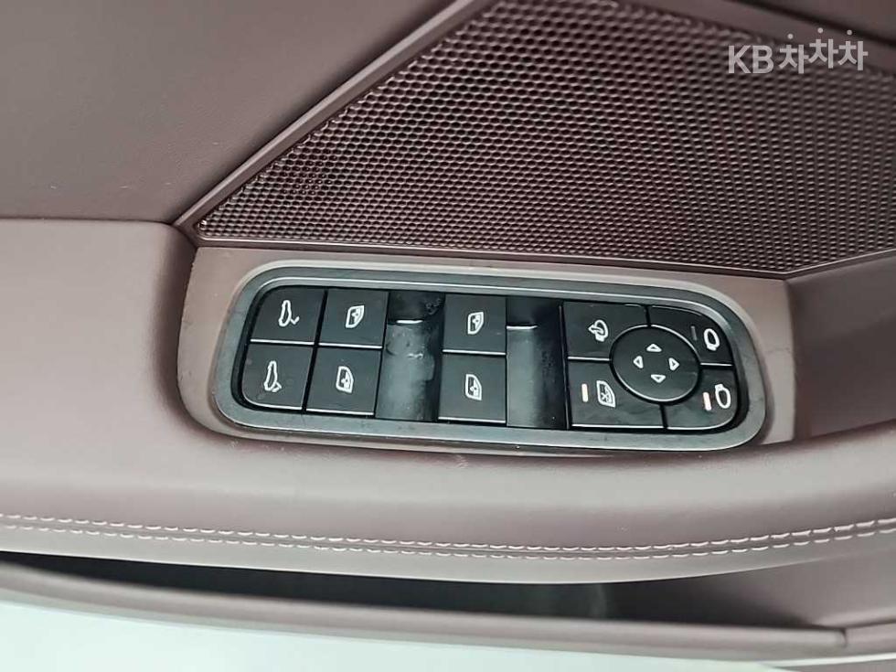 Porsche Panamera — miniaturë 17