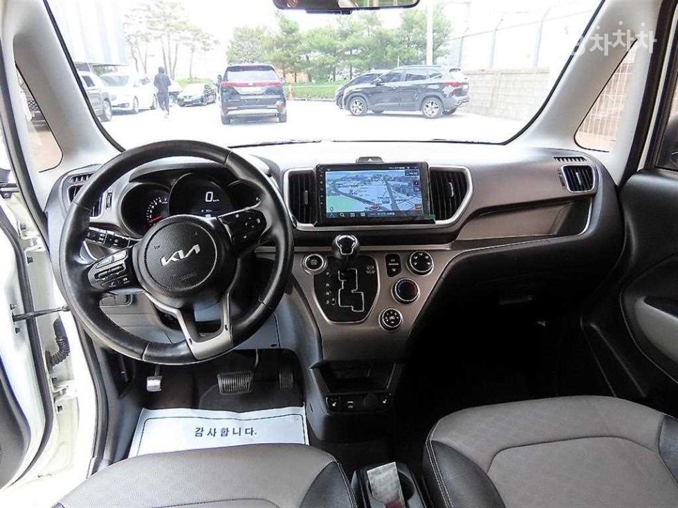 2022 - kia ray