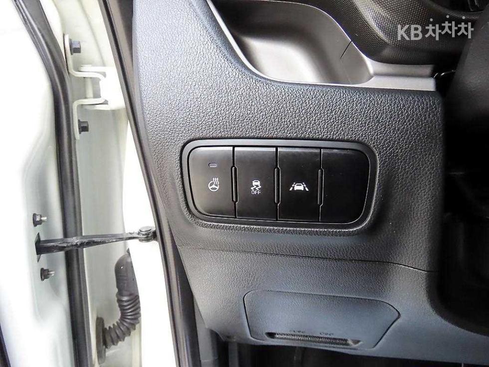 2022 - kia ray