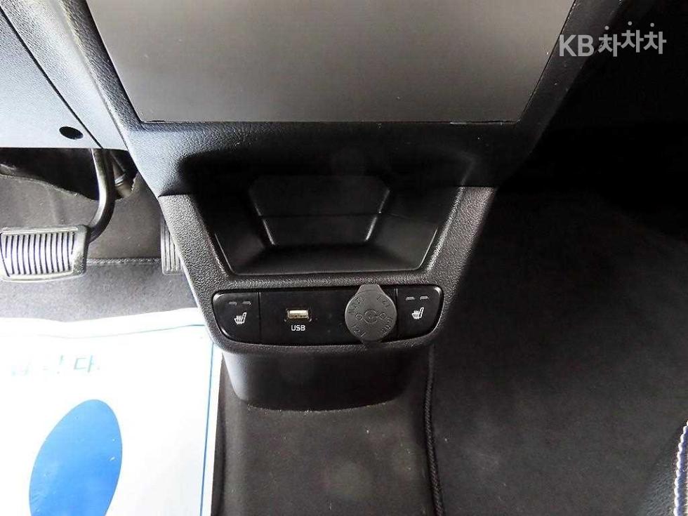 2022 - kia ray
