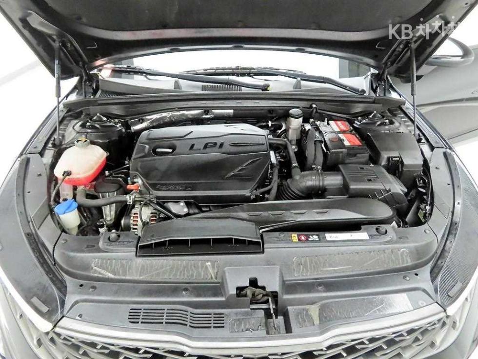 2022 - kia k5