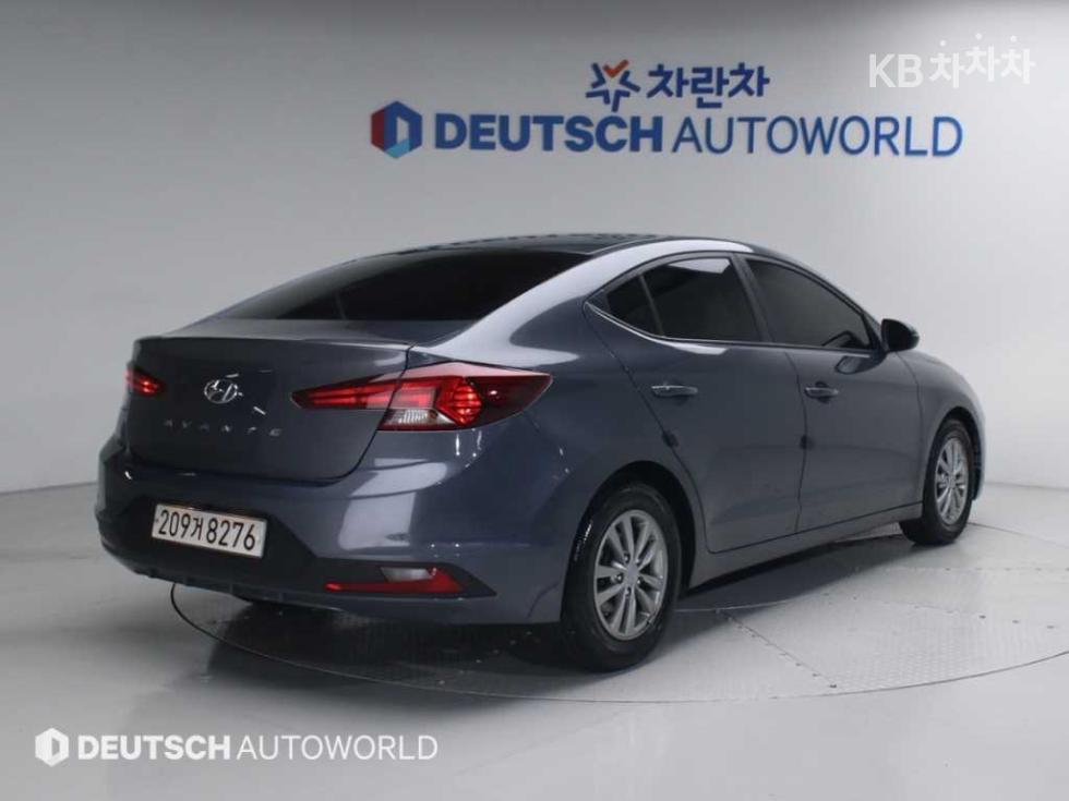 Hyundai Avante — miniaturë 2