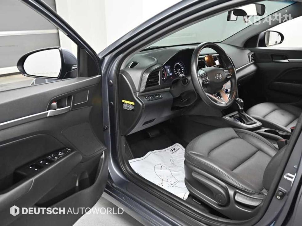Hyundai Avante — miniaturë 11