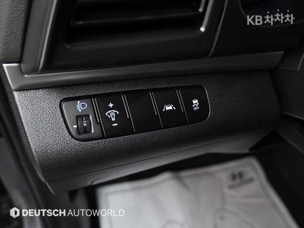 Hyundai Avante — miniaturë 16