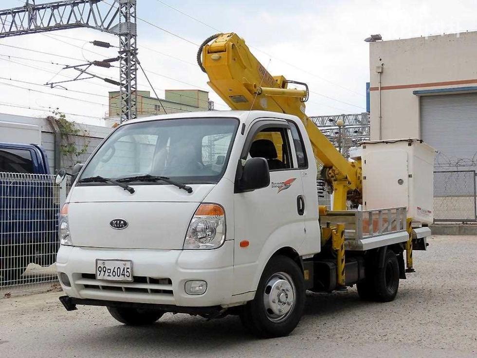 2011 - kia bongo iii