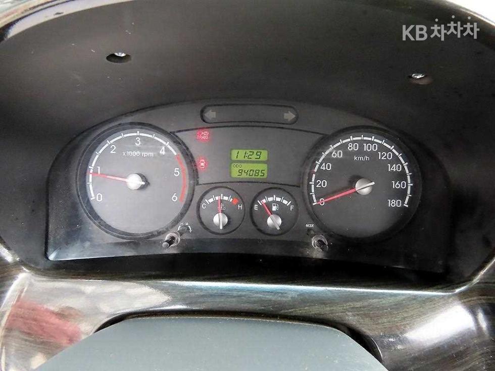 2011 - kia bongo iii