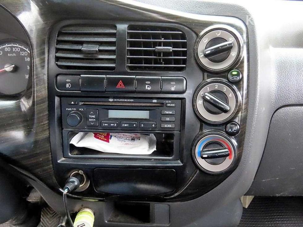 2011 - kia bongo iii