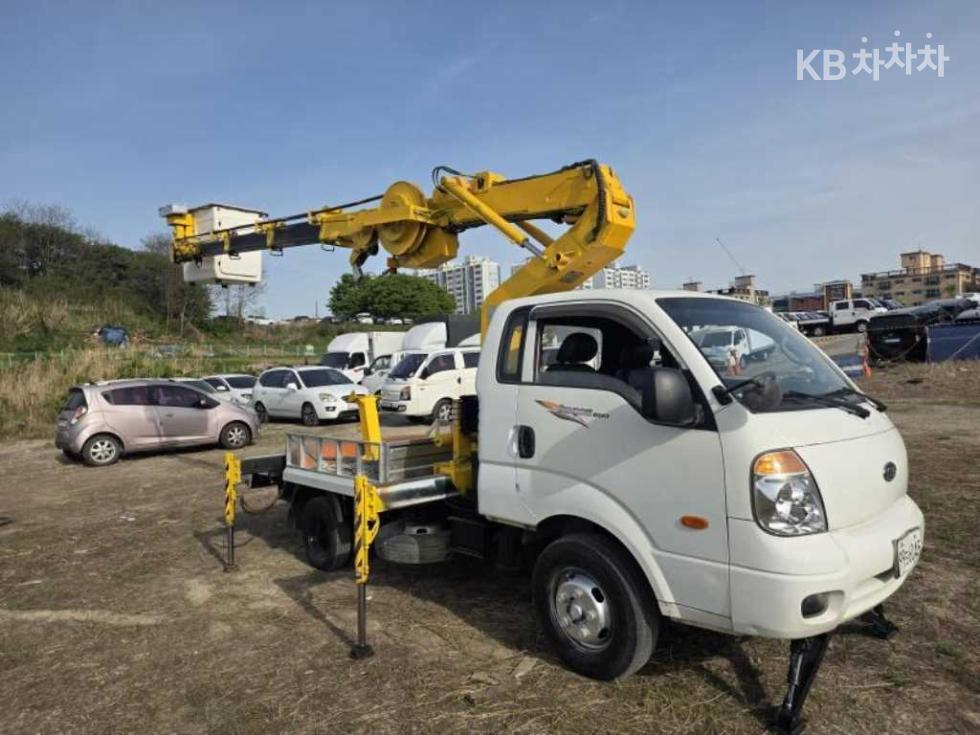 2011 - kia bongo iii