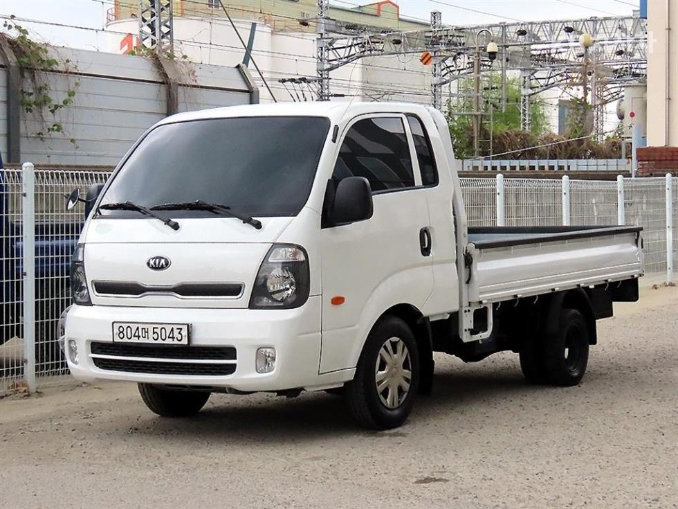 2018 - kia bongo iii